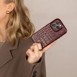 Selencia Croco Backcover met MagSafe voor de Apple iPhone 14 / 13 - Burgundy