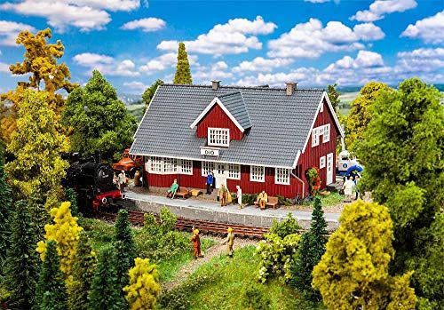 FALLER FA110160 Zweeds station modelbouwset, kunststof