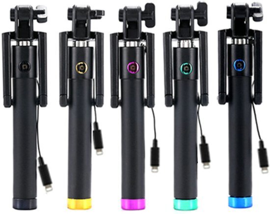 GadgetKing Selfie stick voor Smartphone - licht gewicht voor iPhone 7 / iPhone 7 PLUS/ iPhone 8 / iPone 8 PLUS / iPhone X / iPhone XS / iPhone XS Max & iPhone XR - Zwart/Zwart knopje & lightning connectie