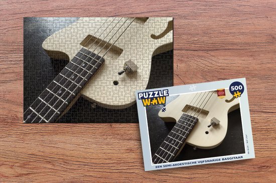 MuchoWow Puzzel Een semi-akoestische vijfsnarige basgitaar - Legpuzzel - Puzzel 500 stukjes