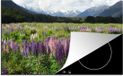 Merkloos KitchenYeah® Inductie beschermer 77x51 cm - Lupine in het Nationaal park Fiordland - Inductie kookplaat accessoire