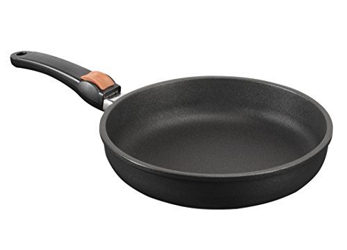 SKK 25714 Titanium inductie, gietijzeren steelpan ø 16 cm, anti