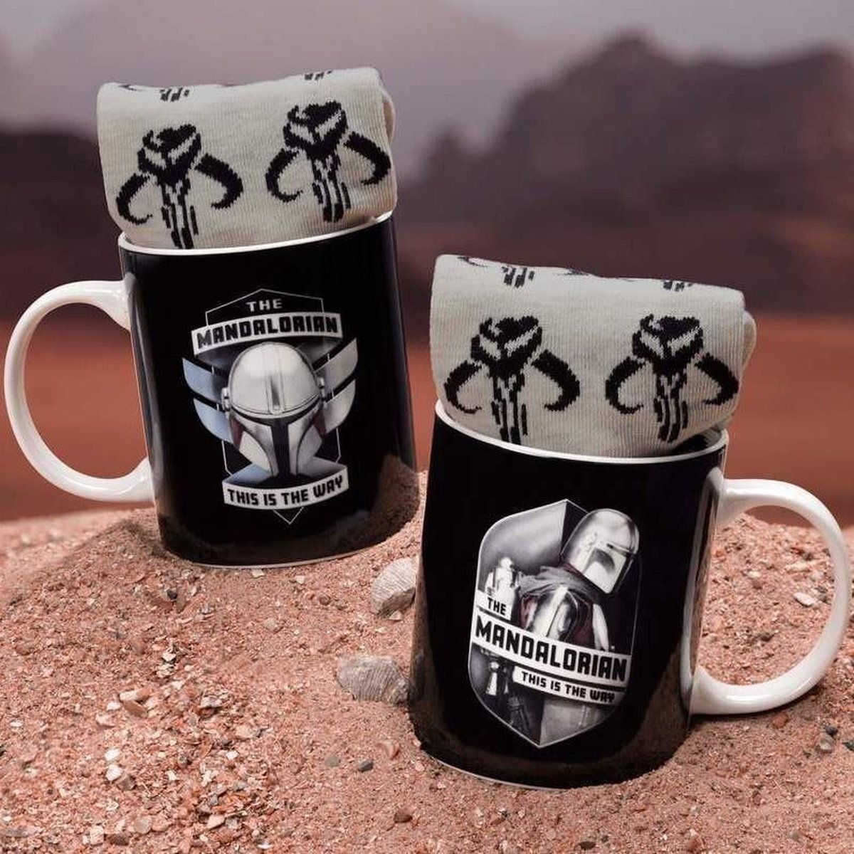 Paladone The Mandalorian Mug and Socks Gift Set Merchandise