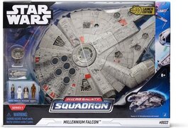 Star Wars Feature Vehicle 23cm Millennium Falcon