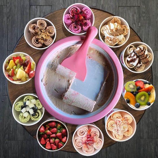 MikaMax Rolled Ice Cream Maker - Mini Rolling Ijs Grill - Roze/Wit