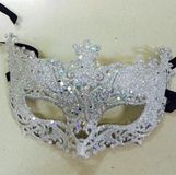 CHPN Masker - Spannend masker - Gemaskerd bal - Oogmasker - Venetiaans masker - Mask - Verkleden - Bal - Carnaval - Grijs - Glitter - Sterren