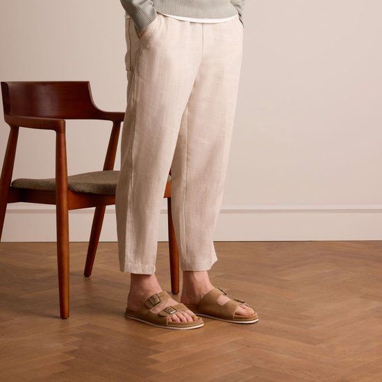 Manfield - Heren - Beige suède slippers - Maat 43