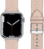 By Qubix - Leren bandje met diamant patroon - Beige - Geschikt voor Apple Watch 44mm / 45mm / 46mm / 49mm