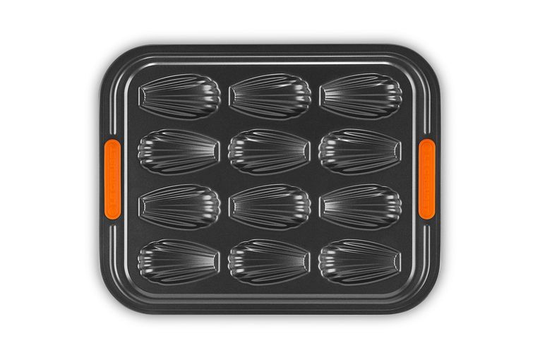Le Creuset Pâtiliss Madeleine Bakvorm - 12 Madeleines - Zwart