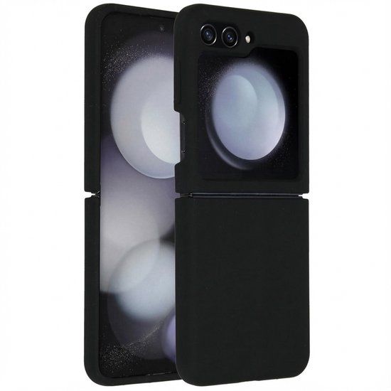 Accezz Liquid Silicone Backcover voor de Samsung Galaxy Z Flip 5 - Zwart