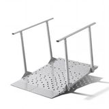 VEVOR Rolstoelhelling met Leuningen, Drempelhelling van 1140x850x705 mm met Een Maximaal Draagvermogen van 199,6 kg, Antislip Metalen Helling, Draagbare Helling voor Scootmobielen, Deurdrempels, Stoepranden en Trappen