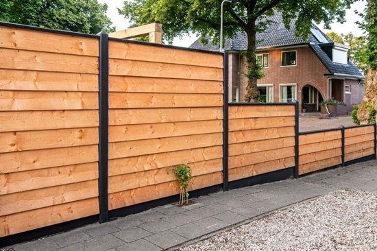 Merkloos Tuindeco Zweeds rabat Red Class Wood 1,1/2,2x19,5x500 cm
