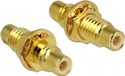 Delock 65874 - SMC (v) Coax Koppelstuk - 50 Ohm - Goud
