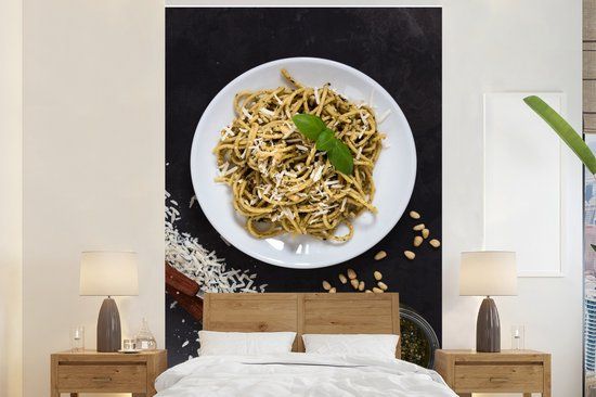 Nr1Wallpaper Fotobehang Italiaanse pasta met pesto en kaas - 225 x 350 cm - Vliesbehang