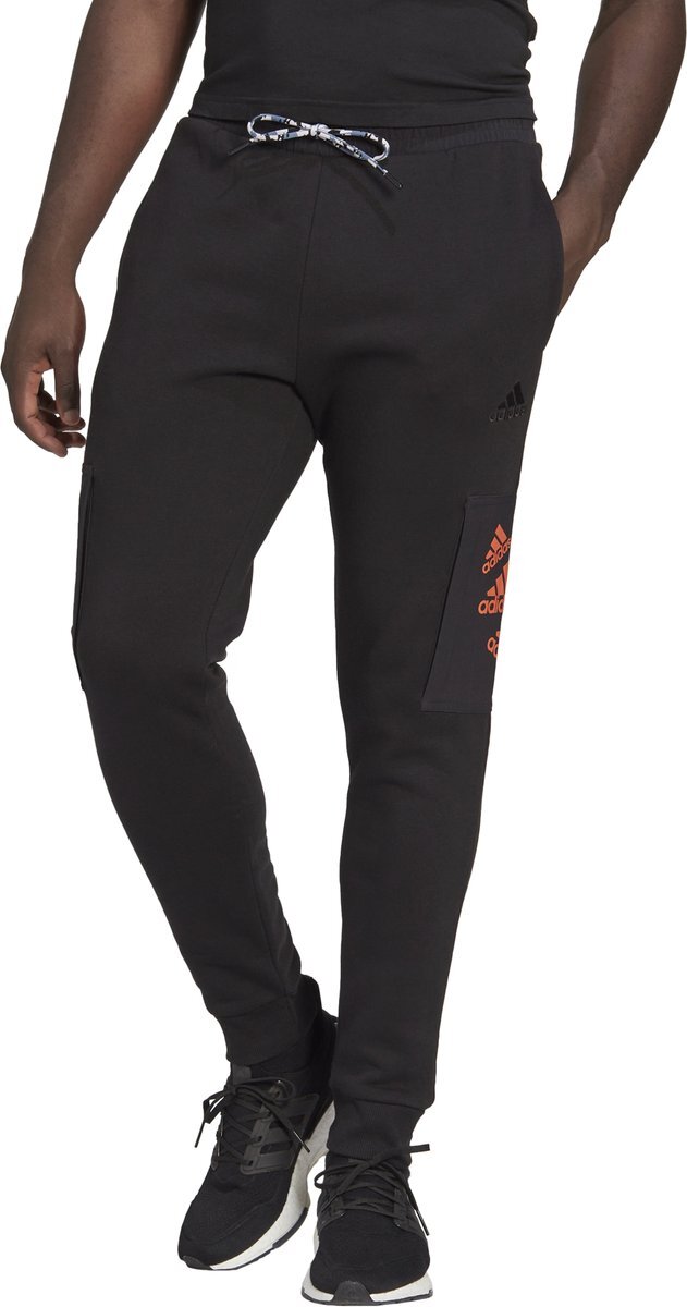 Adidas Fleece Pant Essentials Brand Love Zwart Heren - Maat M