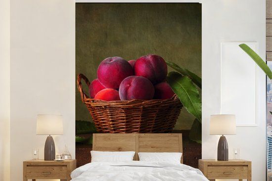 Nr1Wallpaper Fotobehang Mand - Pruim - Roze - Rustiek - Fruit - Stilleven - 155x240 cm - Vliesbehang