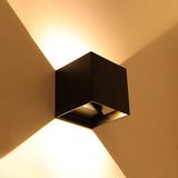 Velvalux LED Wandlamp met Sensor - Up & Down - 6W - Warm Wit 3000K - Kubus - Zwart - IP65