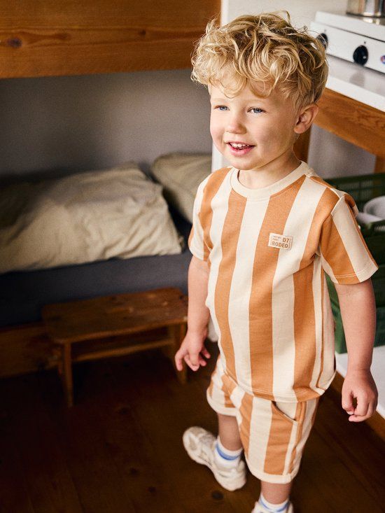 Daily7 T-shirt Big Stripe Sandstone Maat 116