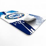 Chelsea FC Desk Mat - Full Colour Crest op Graphic Splash - 35 x 60 cm