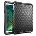 Fintie Siliconen hoes voor iPad 9,7 inch 2018 2017 / iPad Air 2 / iPad Air - [Bijenstock Serie] Lichte antislip stootvaste beschermhoes tas case cover, zwart