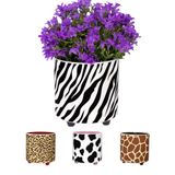 Fisura – Originele bloempot met zebraprint. Decoratieve keramische bloempot met pootjes voor binnen. Bloempot voor cactus, bloemen of vetplanten. Afmeting: 13 x 12,5 cm