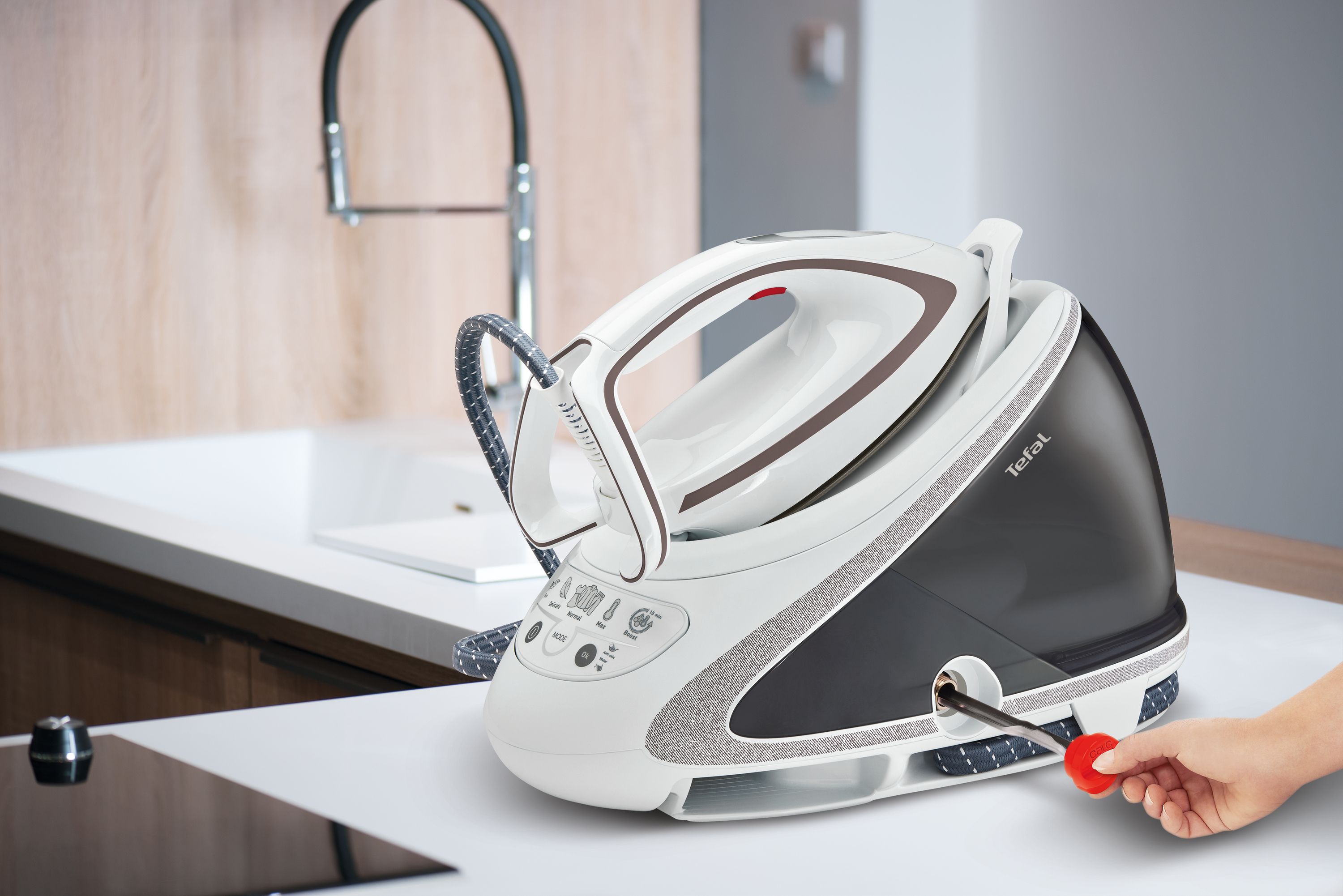 Tefal Pro Express Ultimate Care GV9567 - Stoomgenerator - 2600W