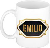 Bellatio Decorations Naam cadeau mok - heren - Emilio - gouden embleem - 300 ml - meester - bedankje - afscheid
