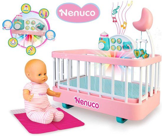 Nenuco - Het kinderbed dat je helpt interactieve wieg met lichten en geluiden voor met een zachte lichaamspop voor de jongste kinderen en accessoires zoals fles en famosa (700017203)