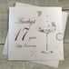 Witte White Cotton Cards Witte katoenen kaarten Happy Amethyst' 17 Jaar, Handgemaakte Anniversary Card (Coupe Glas, Code bd117)