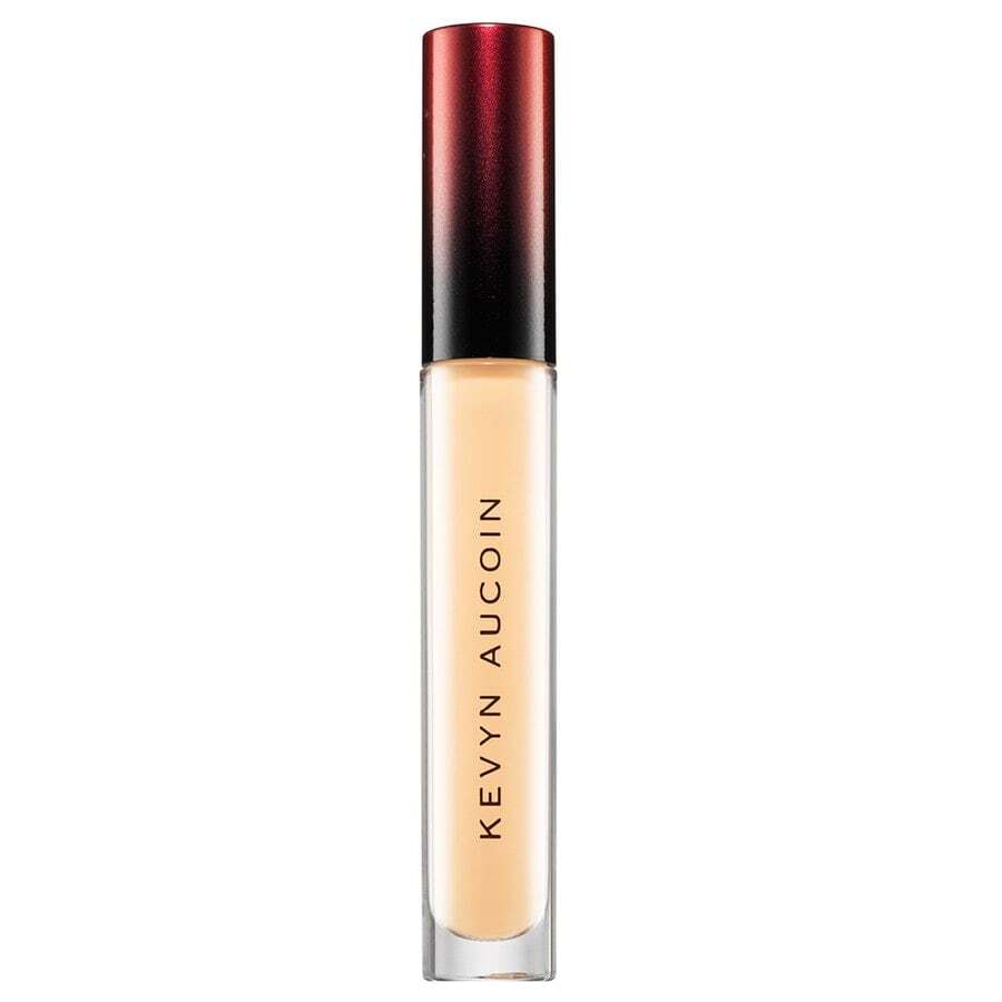 Kevyn Aucoin Pflege