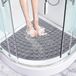 Goodivery ® Douchemat antidérapante sécurisée avec ventouses et trous de drainage pour douche d'angle - Gris