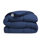 Avenue - Luxe en makkelijk dekbed zonder overtrek – Hoesloos 2 persoons dekbed 200x200 cm – Anti-allergisch & hygiënisch – Wasbaar op 60°C – Wolkenzacht en soepel – Blauw – All Year comfort