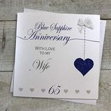 Vrouw White Cotton Cards LLA65W Wenskaart voor 65e trouwdag, handgemaakt, met blauwe saffier