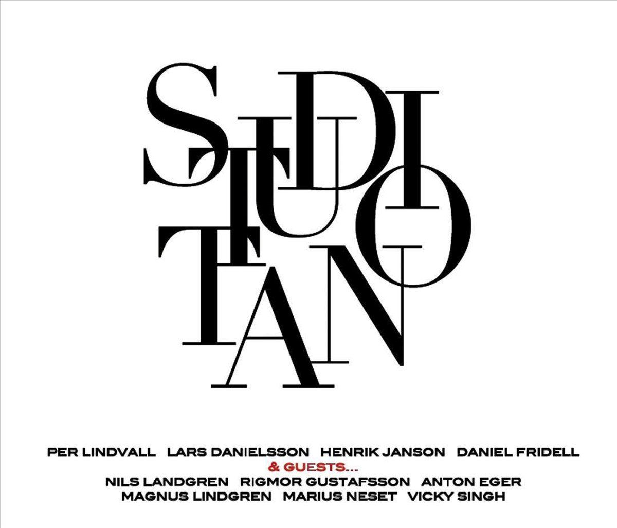 OUTHERE Studio Tan