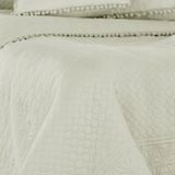 AmeliaHome Sprei met pompons 240x260 cm