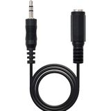 3,0 m stereo-audiokabel, 3,5 mm stekker naar 3,5 mm aansluiting, ideaal voor het aansluiten van audio-apparaten en voor de overdracht van hoogwaardig geluid.