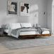 Maison Exclusive - Cadre de lit sans matelas Chêne fumé 200x200 cm Matériau dérivé du bois