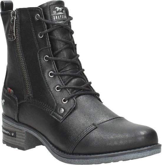 Mustang dames veterboot - Zwart - Maat 42