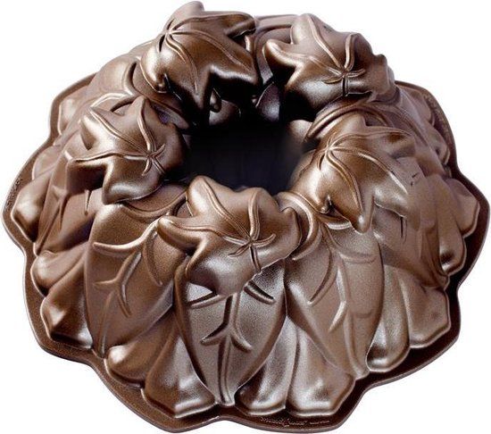 Nordic Ware Harvest Leaves Bundt Pan - Bronze - 26.7cm