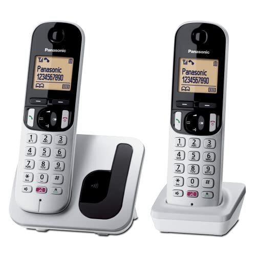 Panasonic KX-TGC252SPS Digitale draadloze telefoon voor senioren met belblokkering, gemakkelijk af te lezen, handsfree, wekker, twee telefoons, zilverkleurig