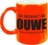 Bellatio Decorations Shoppartners Bv Bedankt ouwe voor al die jaren halve inzet mok / beker - 330 ml - neon oranje