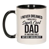 Bellatio Decorations Cool dad of awesome girls mok / beker zwart wit 300 ml - Cadeau mokken - Papa/ Vaderdag