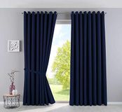 Gardinenbox Newyork 201920600-2 Set van 2 thermische verduisteringsgordijnen met oogjes, geluidswerend, ÖKOTEX gecertificeerd H x B 225 x 295 cm, blauw