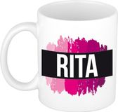 Bellatio Decorations Rita naam cadeau koffie mok - beker - met roze verfstrepen - Cadeau collega - moederdag - verjaardag - juf - coach - 300 ml - wit