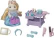 Sylvanian Families Pony Mutter mit Styling-Set, 17 Zubehörteile, blau, ab 3 Jahren