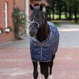 Bucas Show Line Staldeken 150 gr SF Navy/Grey - 125-175 - Regendeken