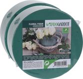 Pro Garden Steekschuim - 2x stuks - nat - rond - groen - D14 x H7 cm - geschikt voor echte bloemen - floral foam oase blok