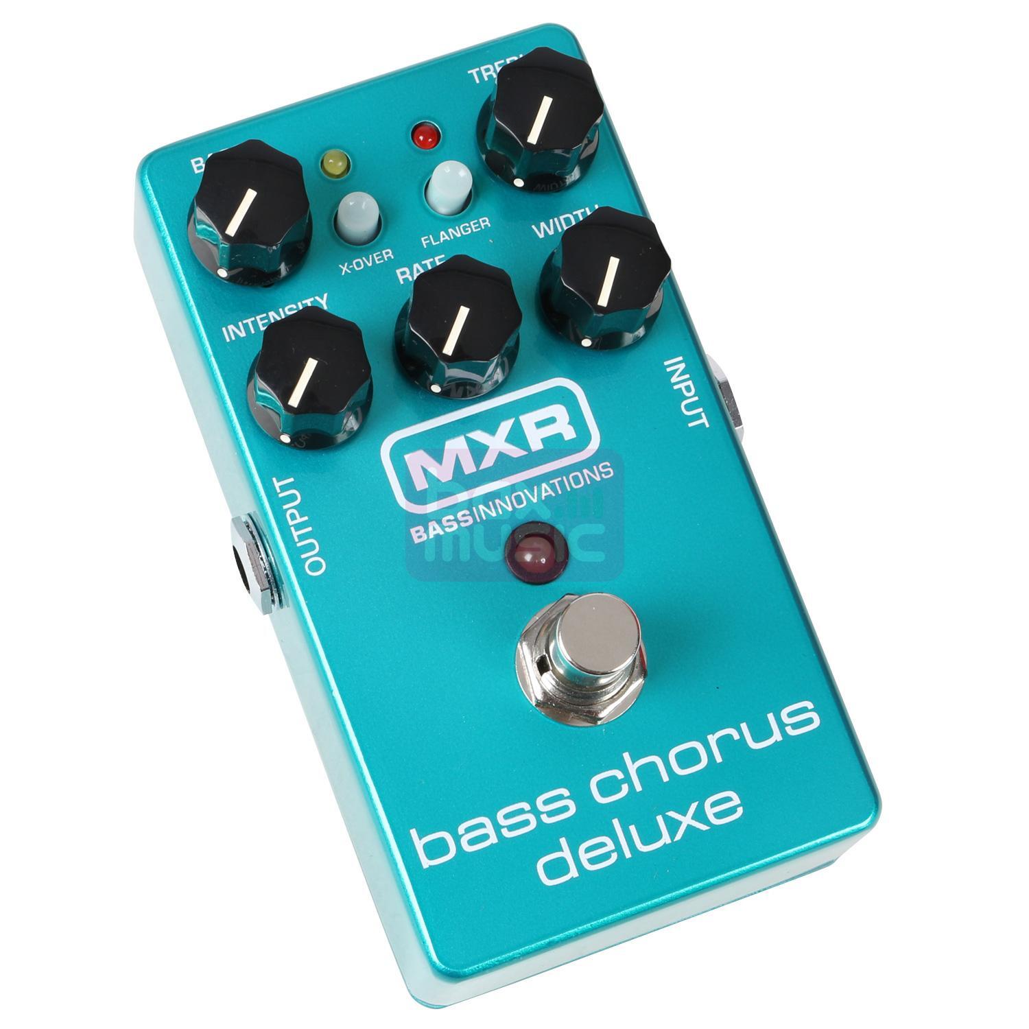 MXR M 83 Bass Chorus Deluxe effectpedaal basgitaar