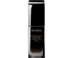 Kanebo Sensai Flawless Satin Foundation - FS204.5 Warm Beige - 30ml