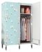 Armoire à vêtements portable en toile avec porte ouverte